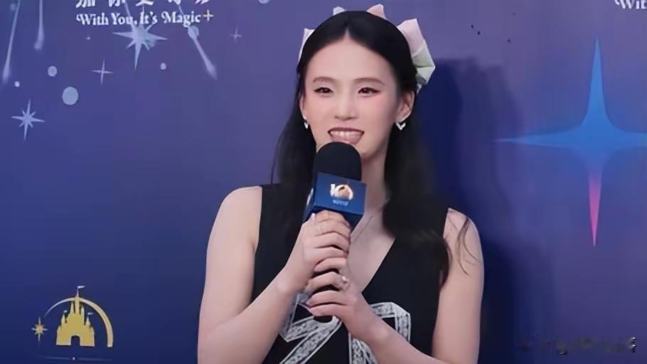 陈芋汐抵达上海正式上任，新岗位亮相，工资首次曝光，全红婵祝福
 
太通透了！看完