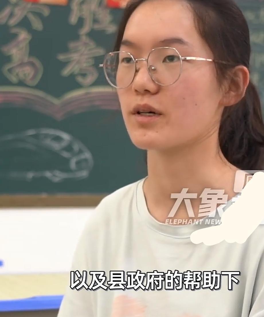 全网泪目！河南699分寒门女孩，历年奖学金大多交予父母贴补家用
2026年河南高