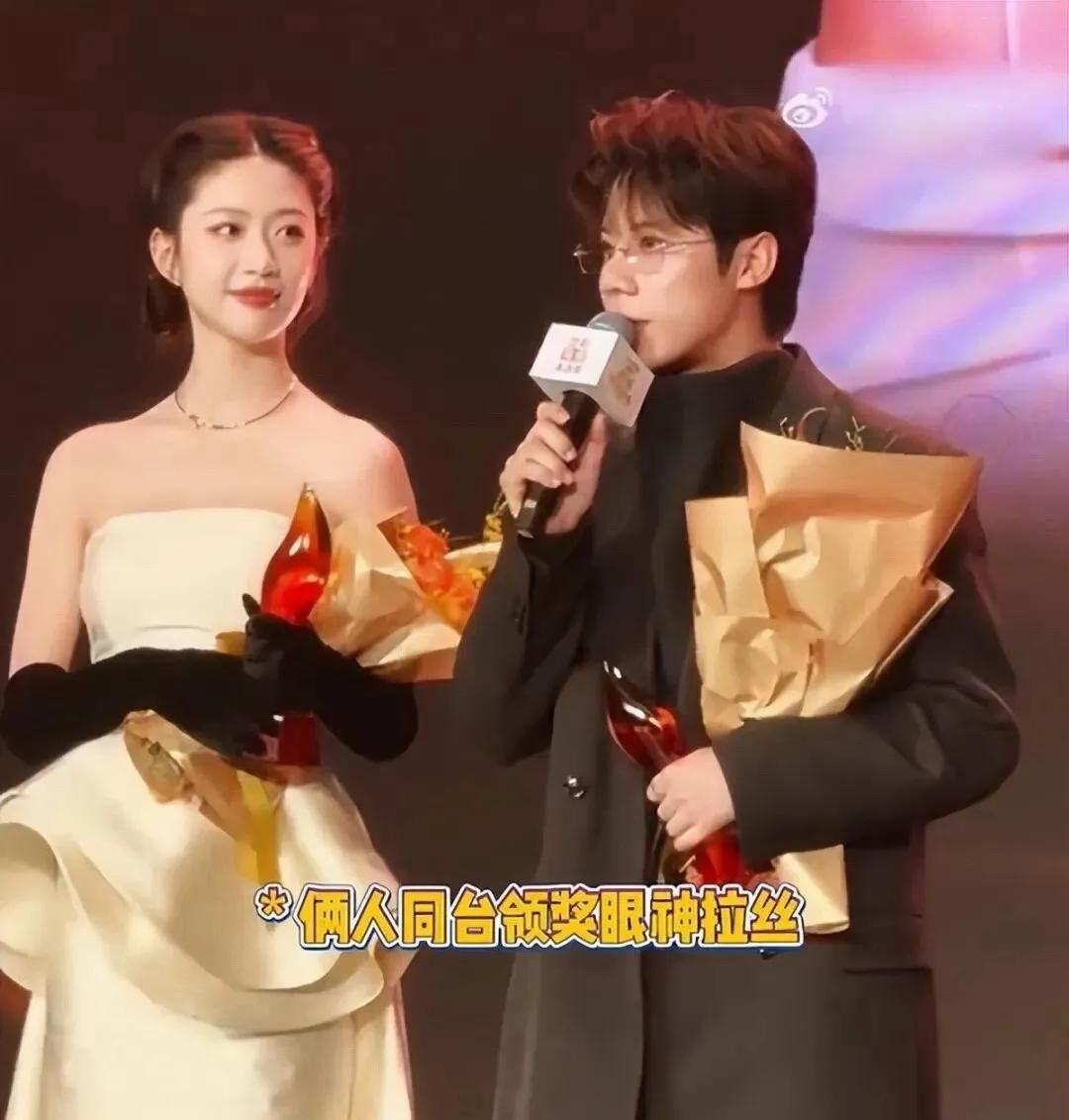 向涵之官宣单身！妹妹清醒“休夫”了！

狗仔拍到的视频，向涵之跟周奇的恋情是板上