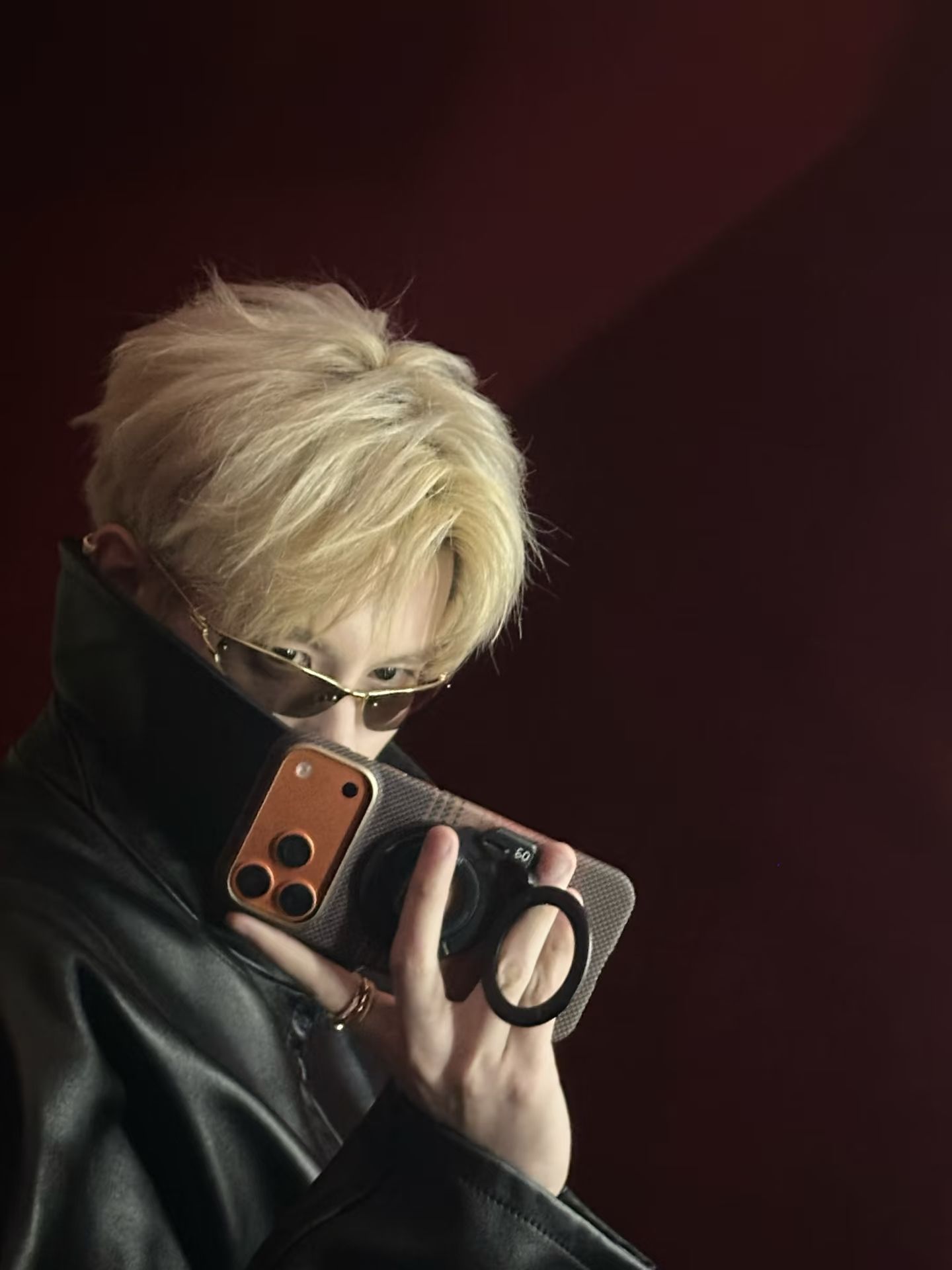 胡先煦的发色随咪了 粉胡先煦太值了，完全百变老公来的