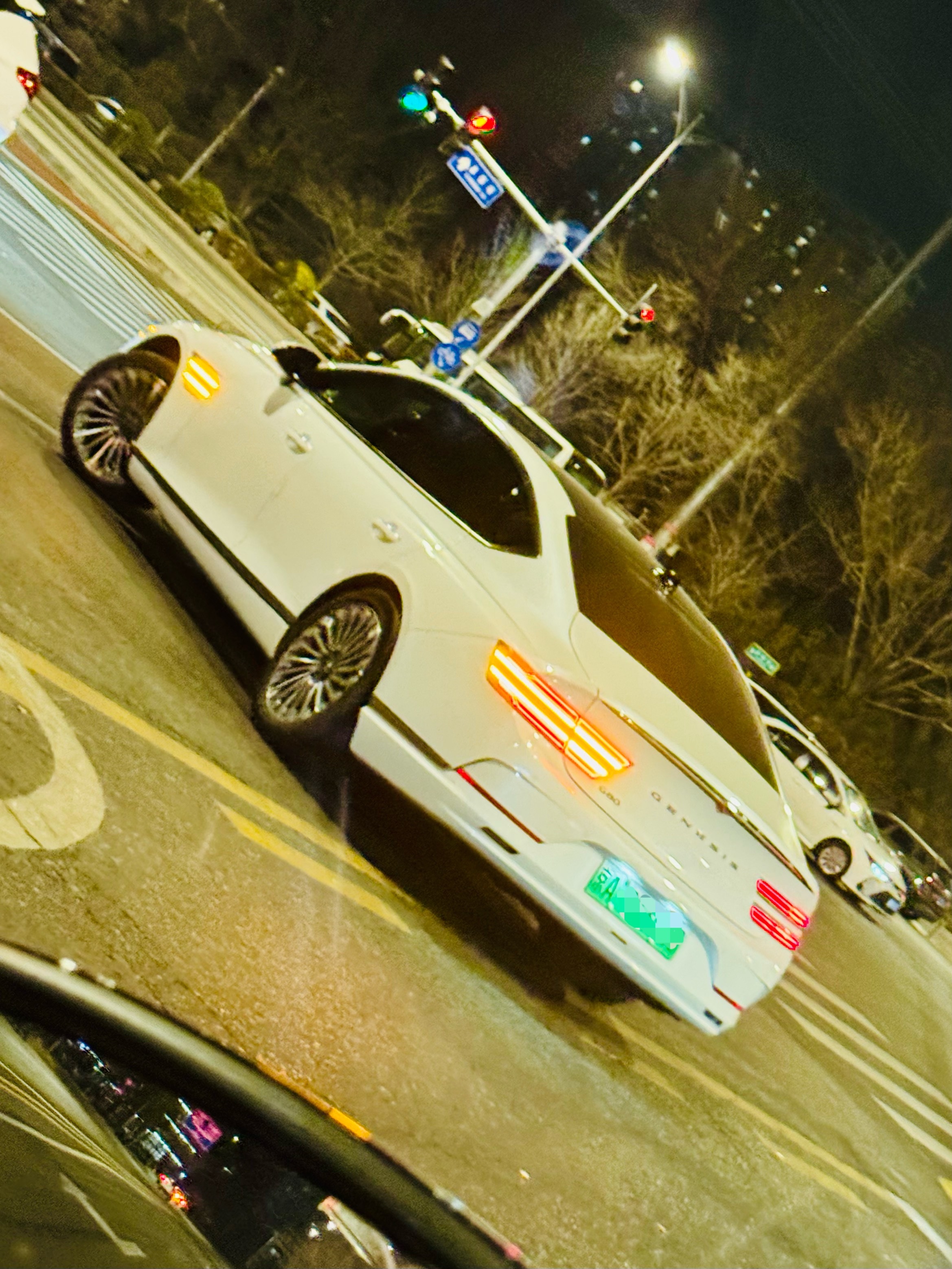 稀有物种！捷尼赛思纯电 eG80 李楠说道李楠说道大v聊车捷尼赛思 北京