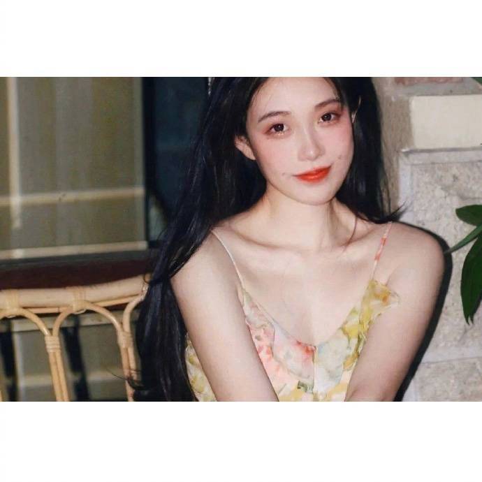 我要露出点小马脚来好让你知道我喜欢你 ​​​​
