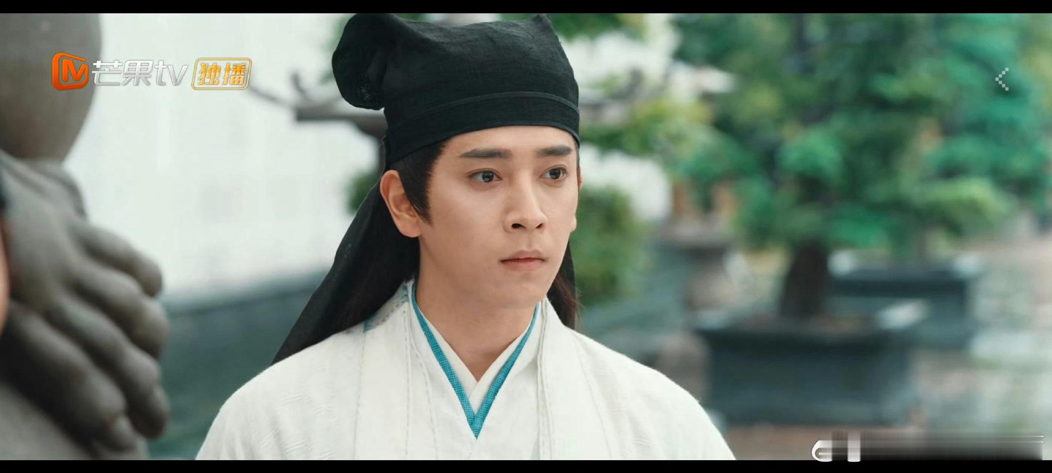 玉茗茶骨 男配颜值咋说呢？只能说玉茗茶骨里的男配丑的千奇百怪一绝尘骑，一个比一个