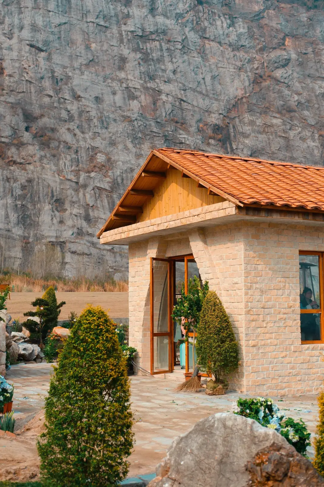 不在瑞士在国内😭😭😭