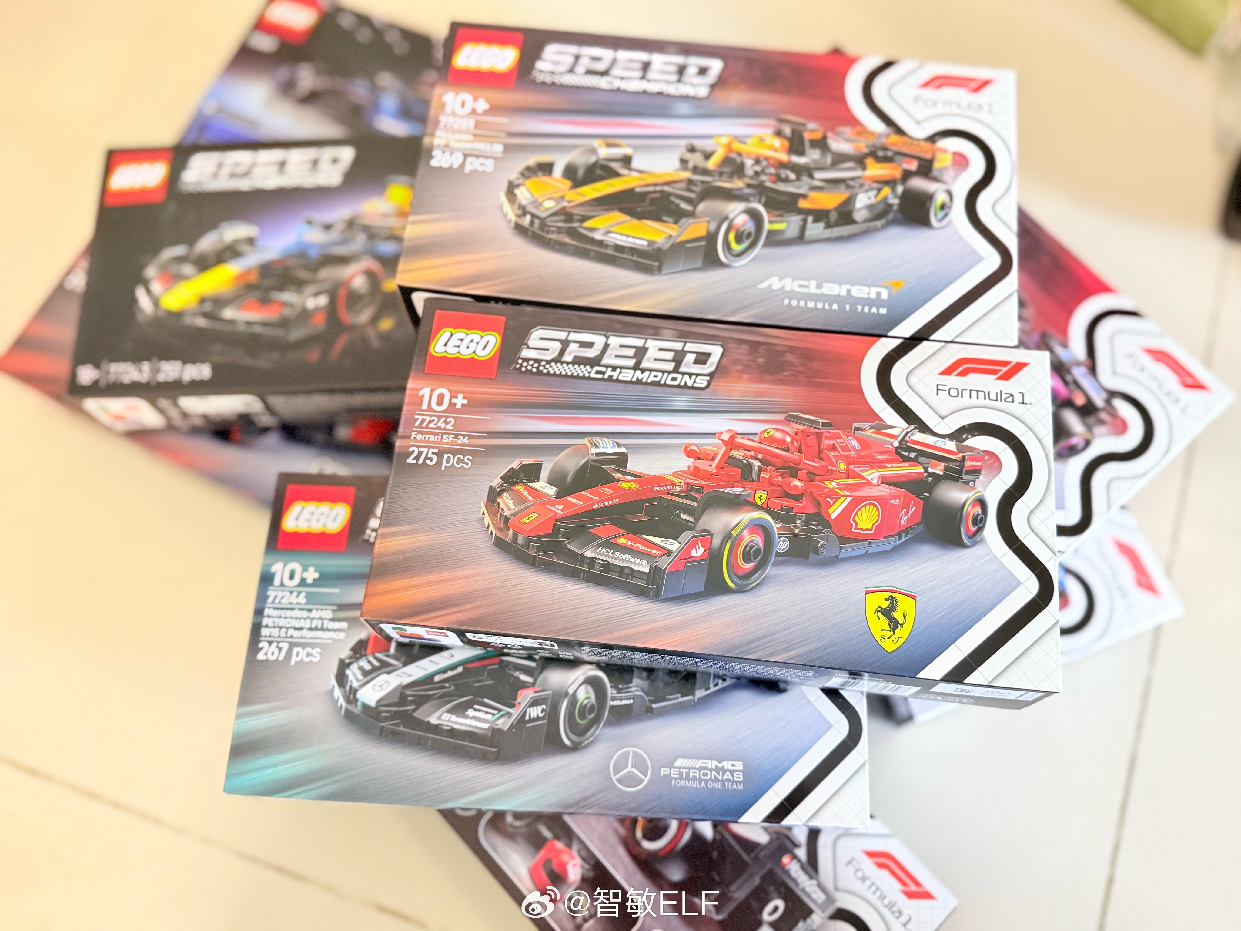 上头女孩难得的休息日没干别的以我这个在家的频率我拼完估计到年底了