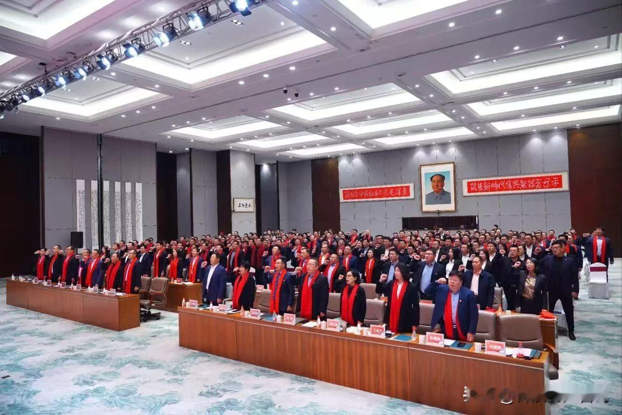 罕见！2月6日上午，青岛瑞源控股集团2025年誓师大会。