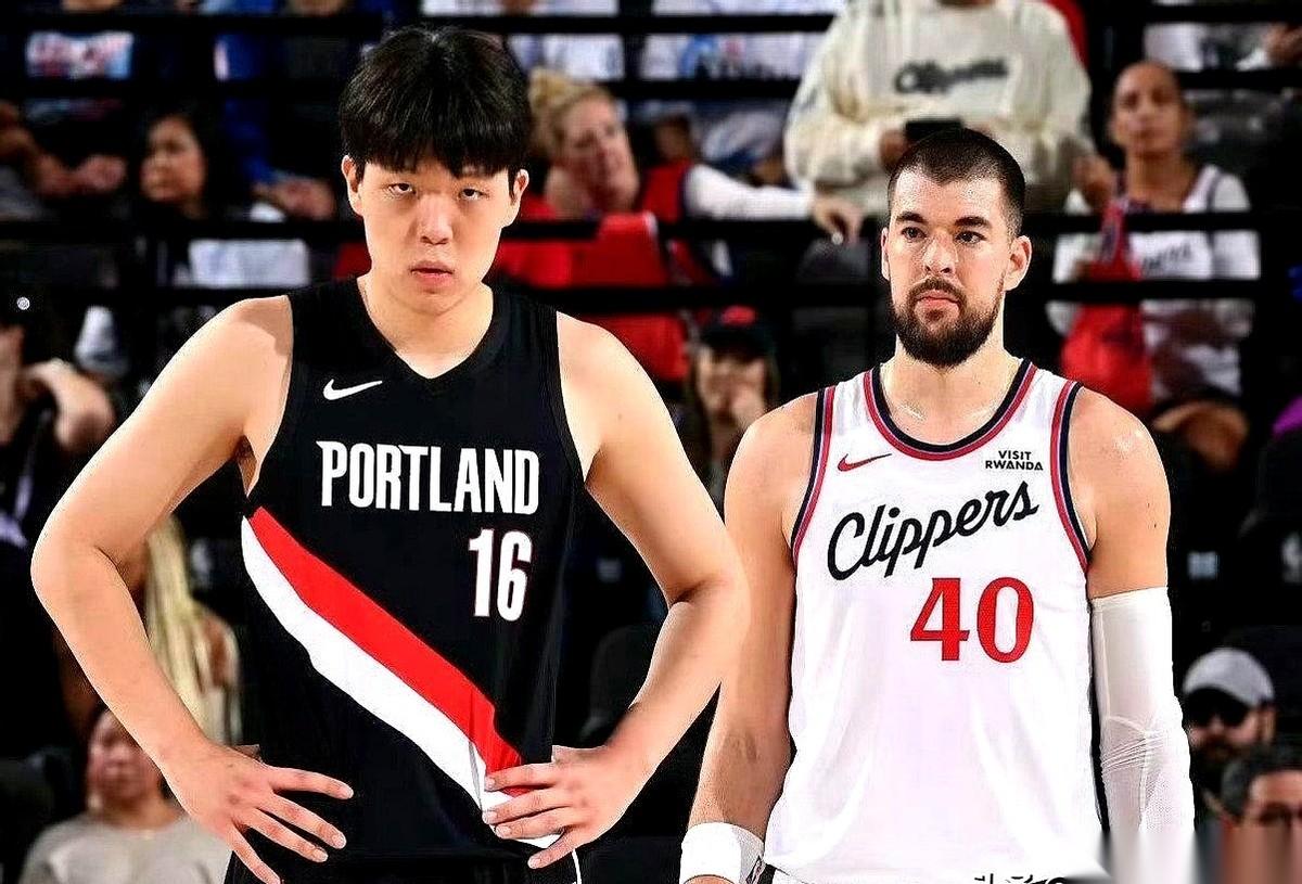 “杨瀚森险些就抢到了这个篮板。”
我当时就愣住了。险些抢到？四舍五入等于抢到了是