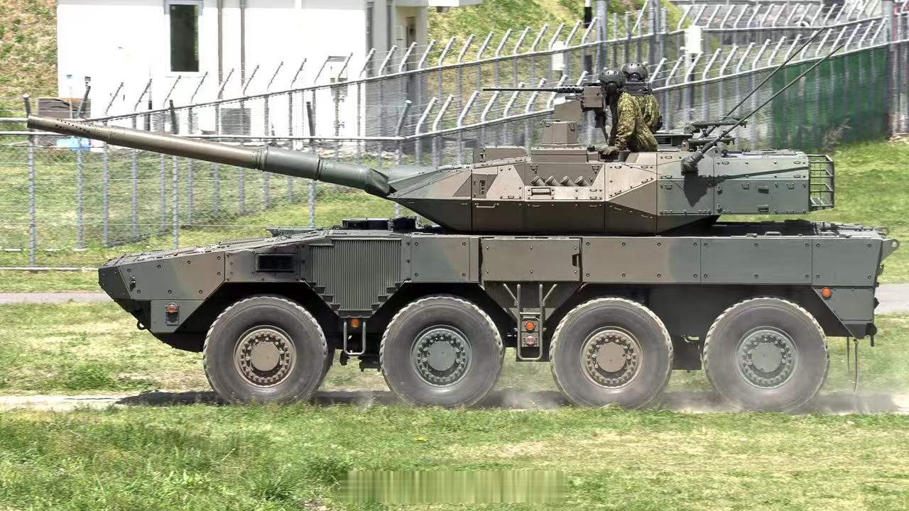 日本自卫队训练时爆炸2人死死伤4人的话…4人车组“战车”应该只有16MCV了大概