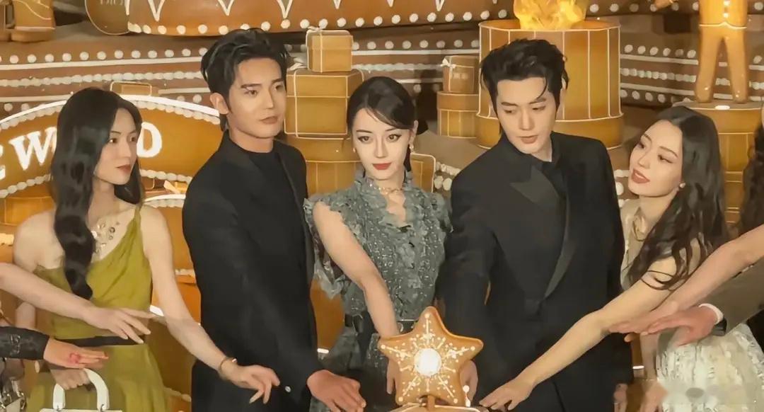 Dior Chanel选代言人的眼光雕家：迪丽热巴 于适 邓为 周也 吉娜香家：