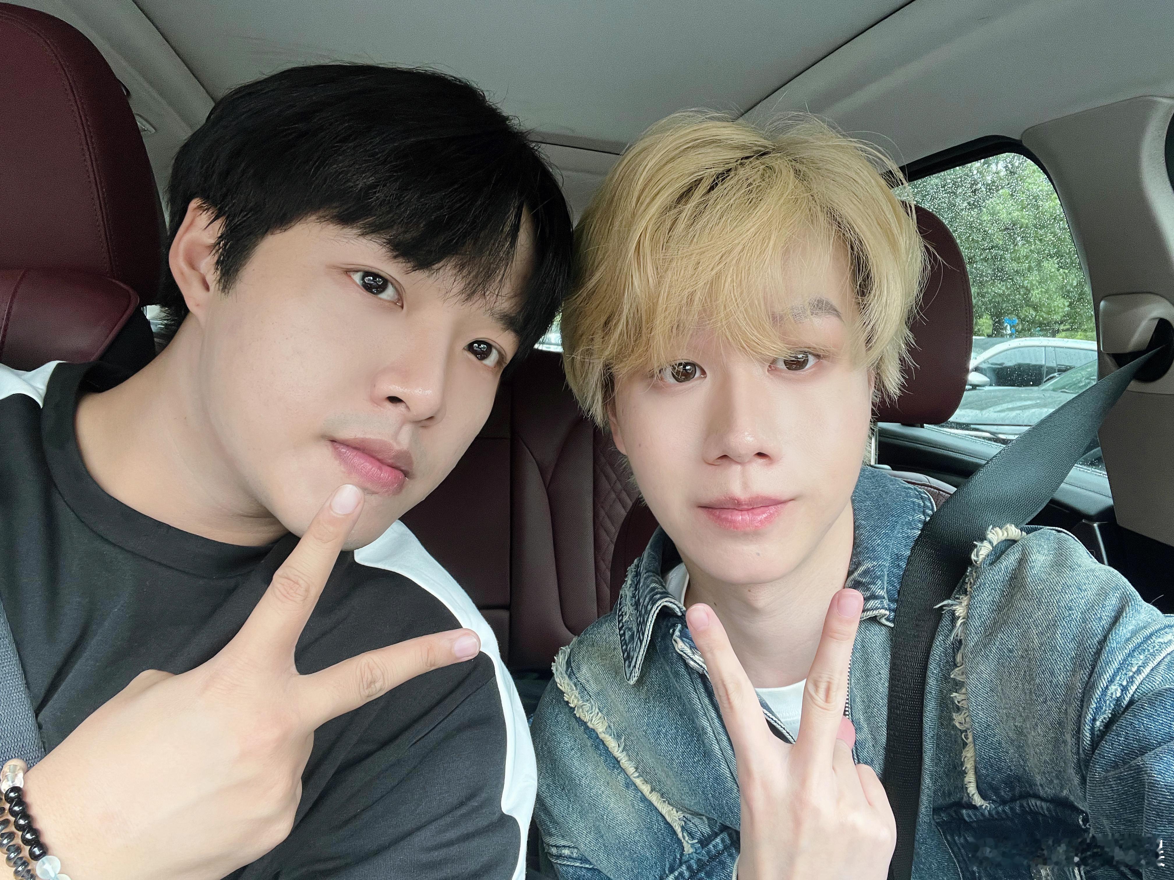 感谢我在铭哥的盛情款待！！！也欢迎大家来南京的时候去他的咖啡店玩~  ​​​