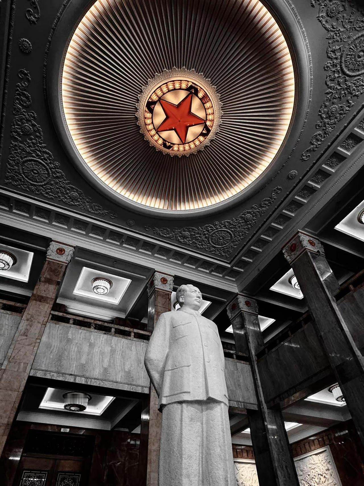 “歌未竟，东方白”