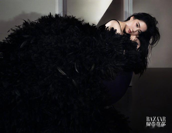 刘亦菲不小瞧自己的能量  刘亦菲会说不 亲爱的朋友们，刘亦菲用实力证明着自己！当