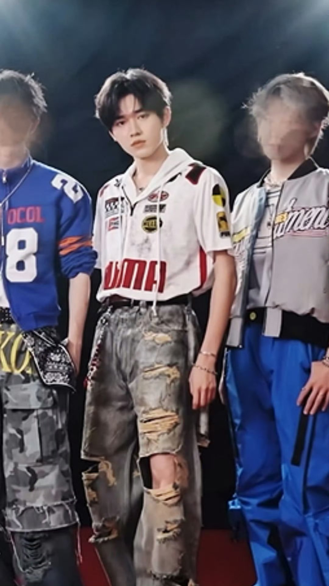 宋亚轩新年音乐会妆造  宋亚轩新音舞台妆造宋亚轩新年音乐会治安户政🈶 