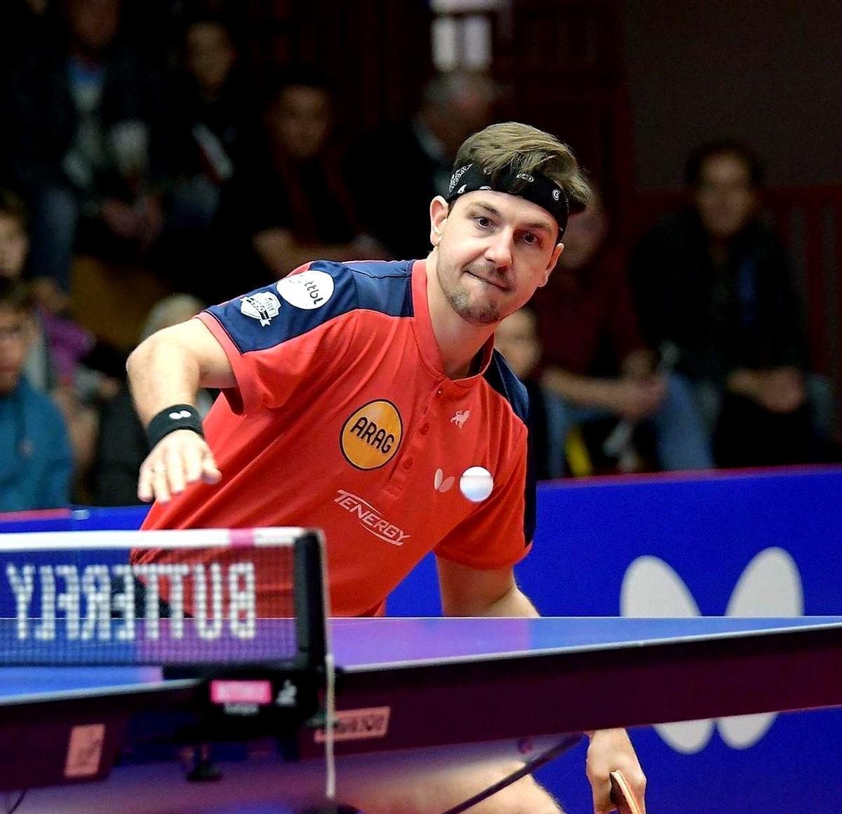 他输了一辈子，却赢了所有人的尊重。
从王励勤、马琳、王皓的铁壁，打到“三剑客”马