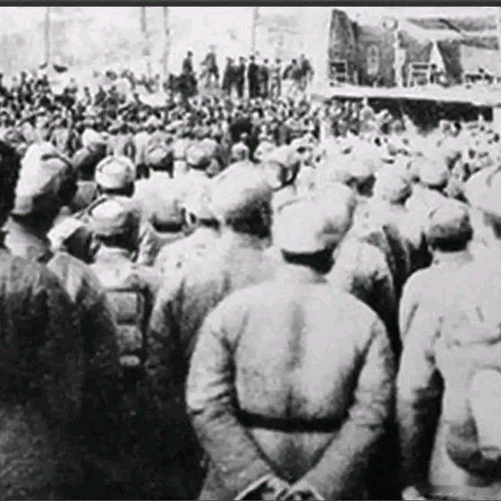 《1939年山西惊变：旅长卢宪高叛投阎锡山，盼来师长头衔与十万大洋，却一头栽进两