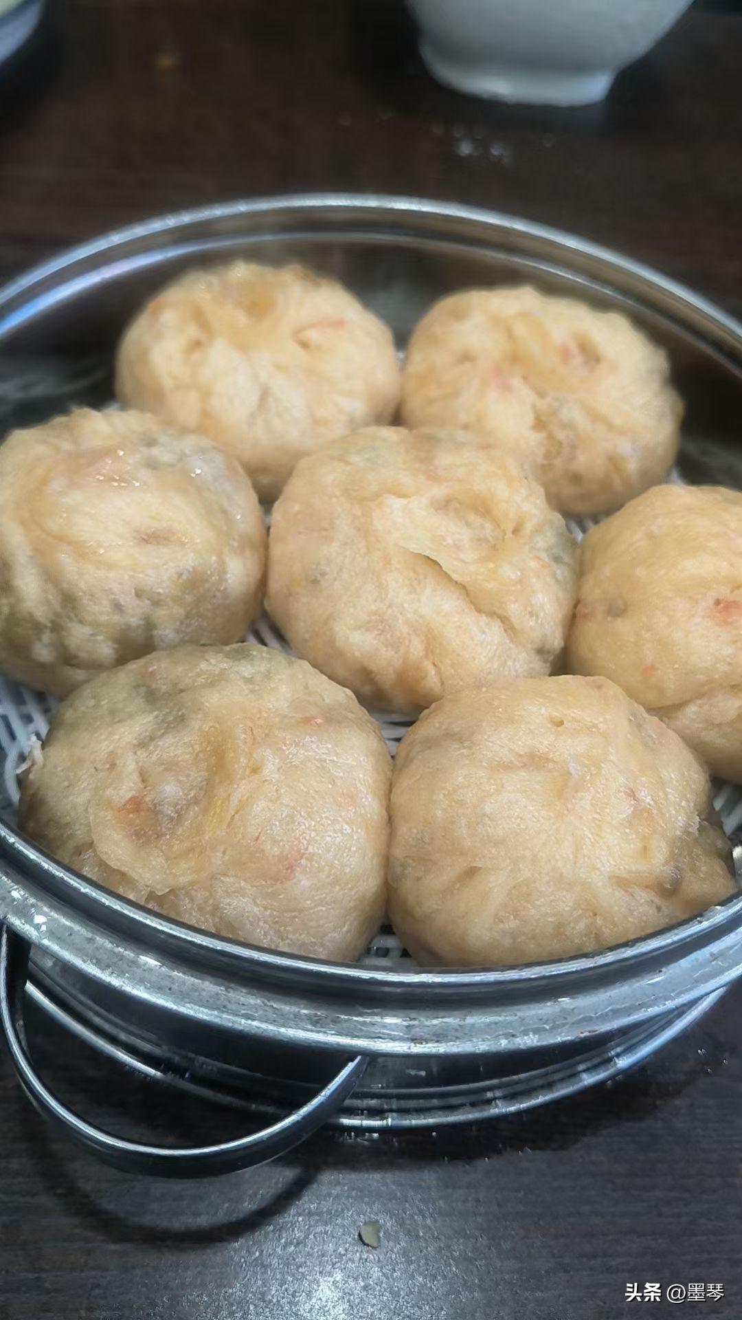不得不说，吃现成就是好，都不用洗碗。[捂脸][捂脸][捂脸]

晒图笔记大赛包子