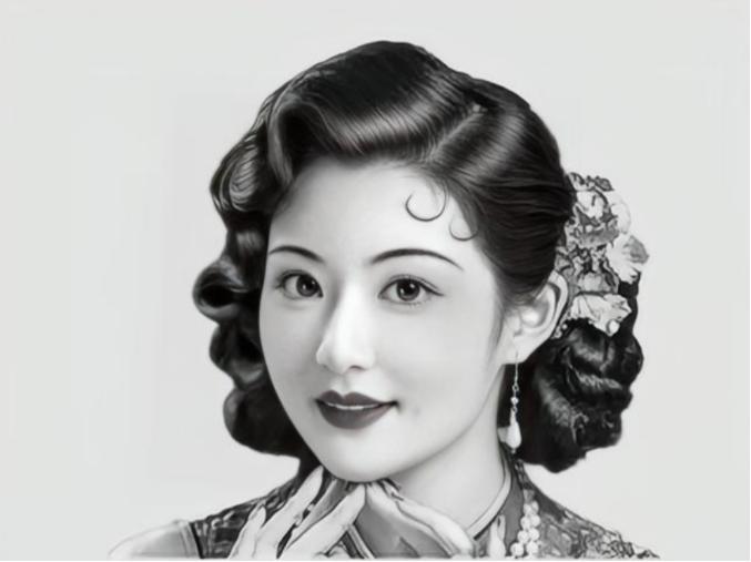 1939年，孔祥熙23岁长子，偷偷迎娶了妈妈宋霭龄40岁的牌友。得知消息，老两口