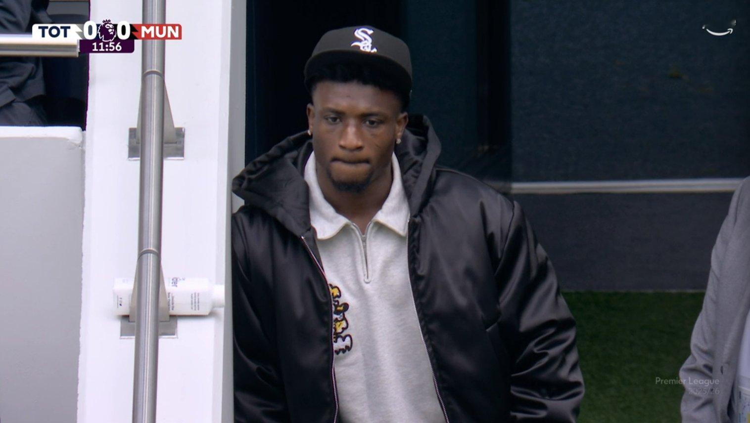 跟队记者Alasdair Gold，库杜斯没有跟随加纳国家队参加在亚洲的友谊赛。