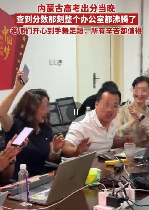 6月23日，内蒙古巴彦淖尔，临河一中。夜已经很深了，整座城市都安静下来，大部分人