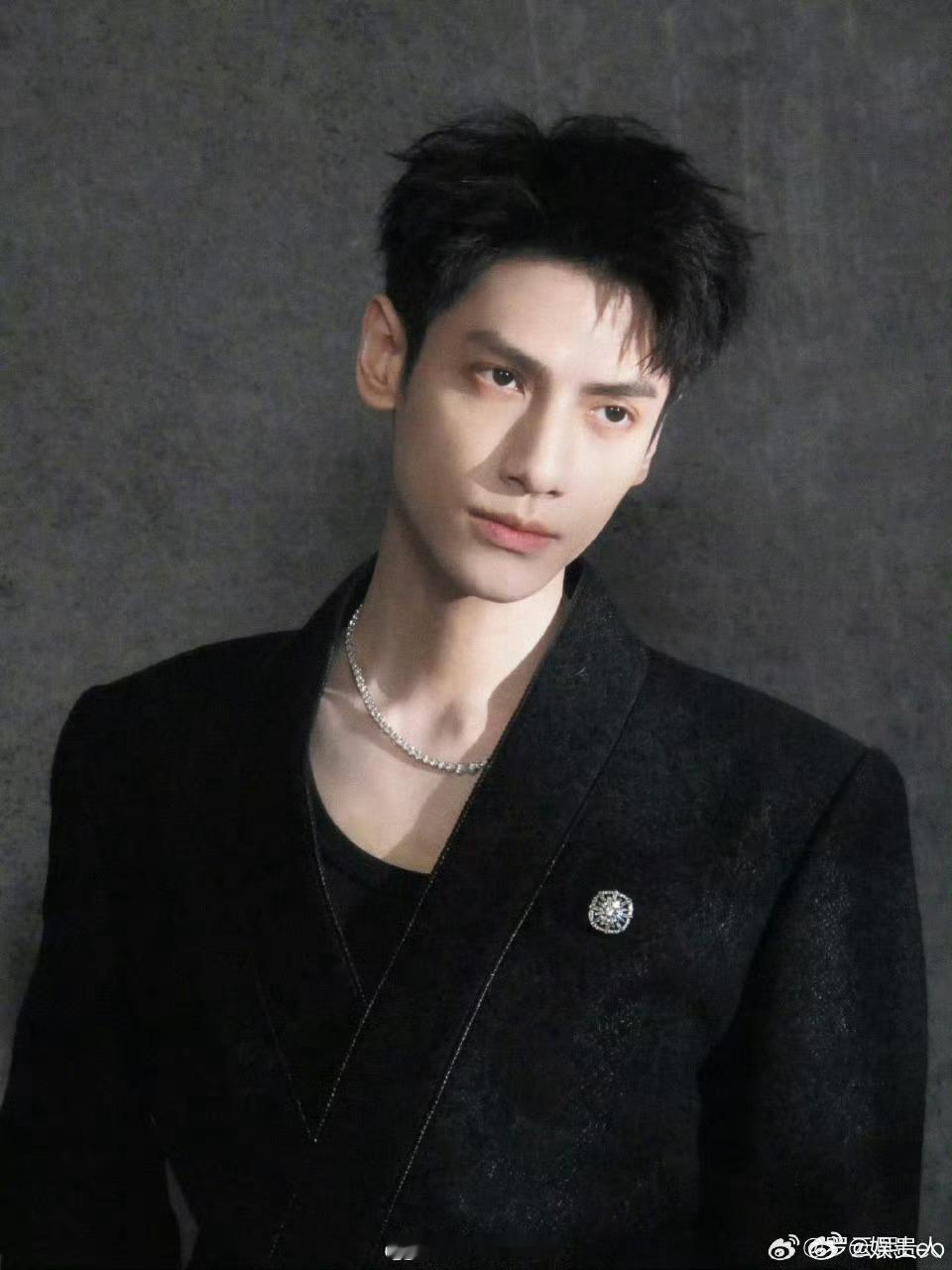 毛晓彤罗云熙领衔主演春日回响毛晓彤罗云熙春日回响 已确定罗云熙毛晓彤搭档领衔主演