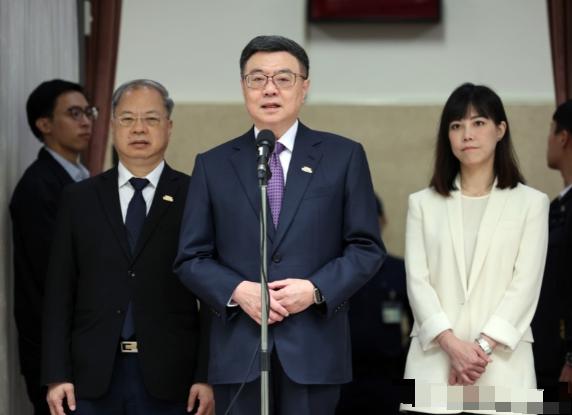 摊牌了！外交部与国台办同日开炮，直接警告日本：一切后果必须由日方承担。卓荣泰赴东