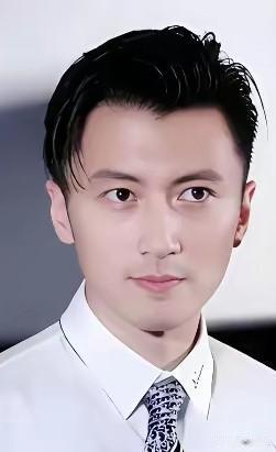 离婚带娃的家庭确实比比皆是，拿到抚养权的一方朝夕陪伴，另一方受现实条件限制难以高