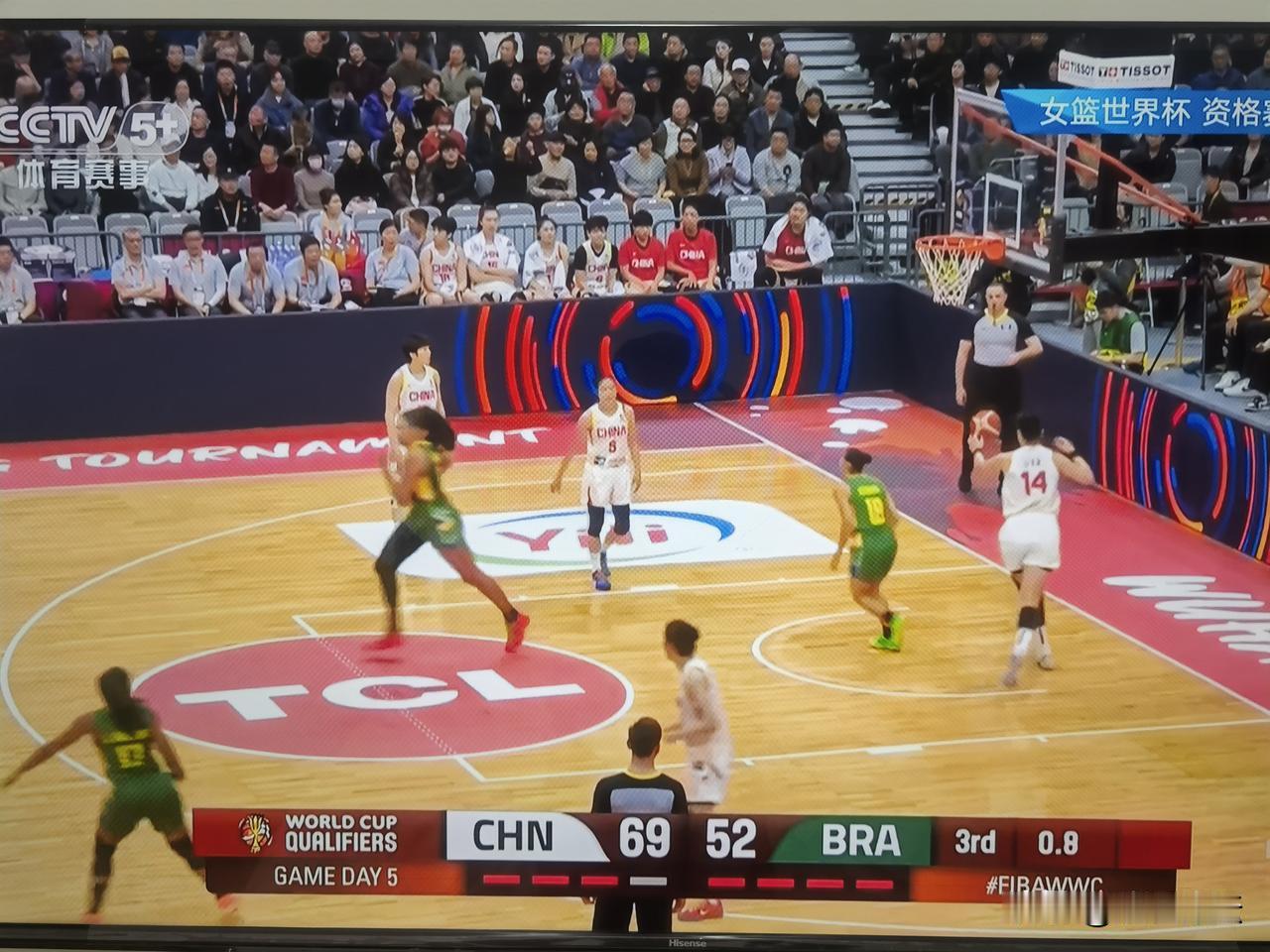 马里等三支球队放心了！刚刚，中国女篮69比54领先巴西女篮，看这状态，中国女篮绝