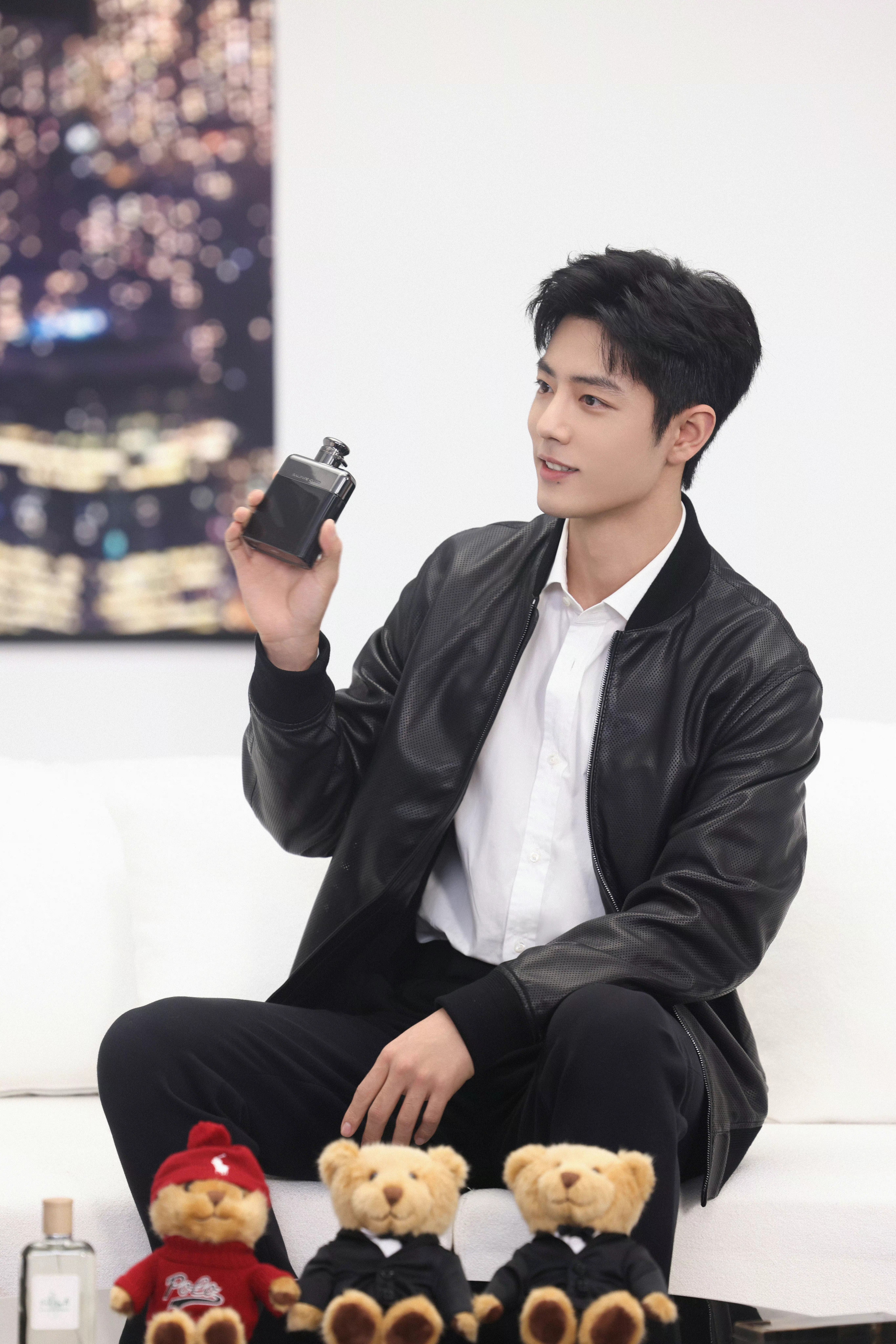 你是春天的太阳，也是不期而遇的惊喜。青岛为肖战粉丝准备休息区📮肖战十日终焉未开