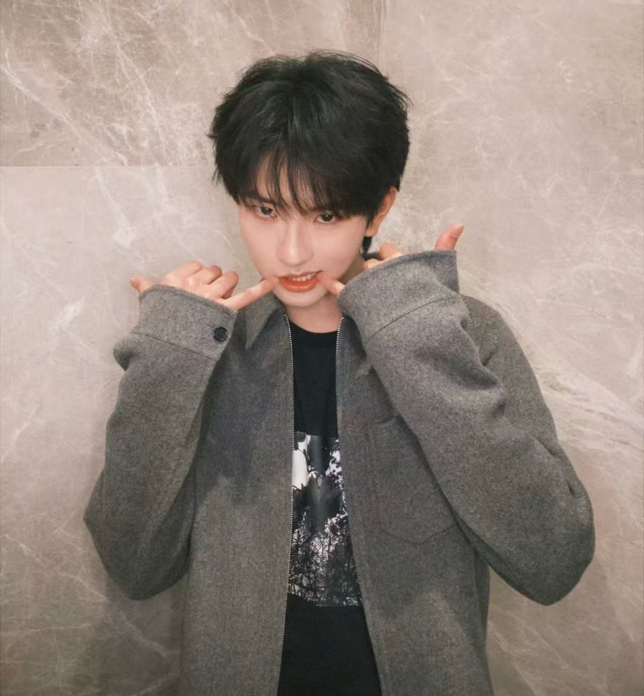 我模仿男神就这么辛酸 