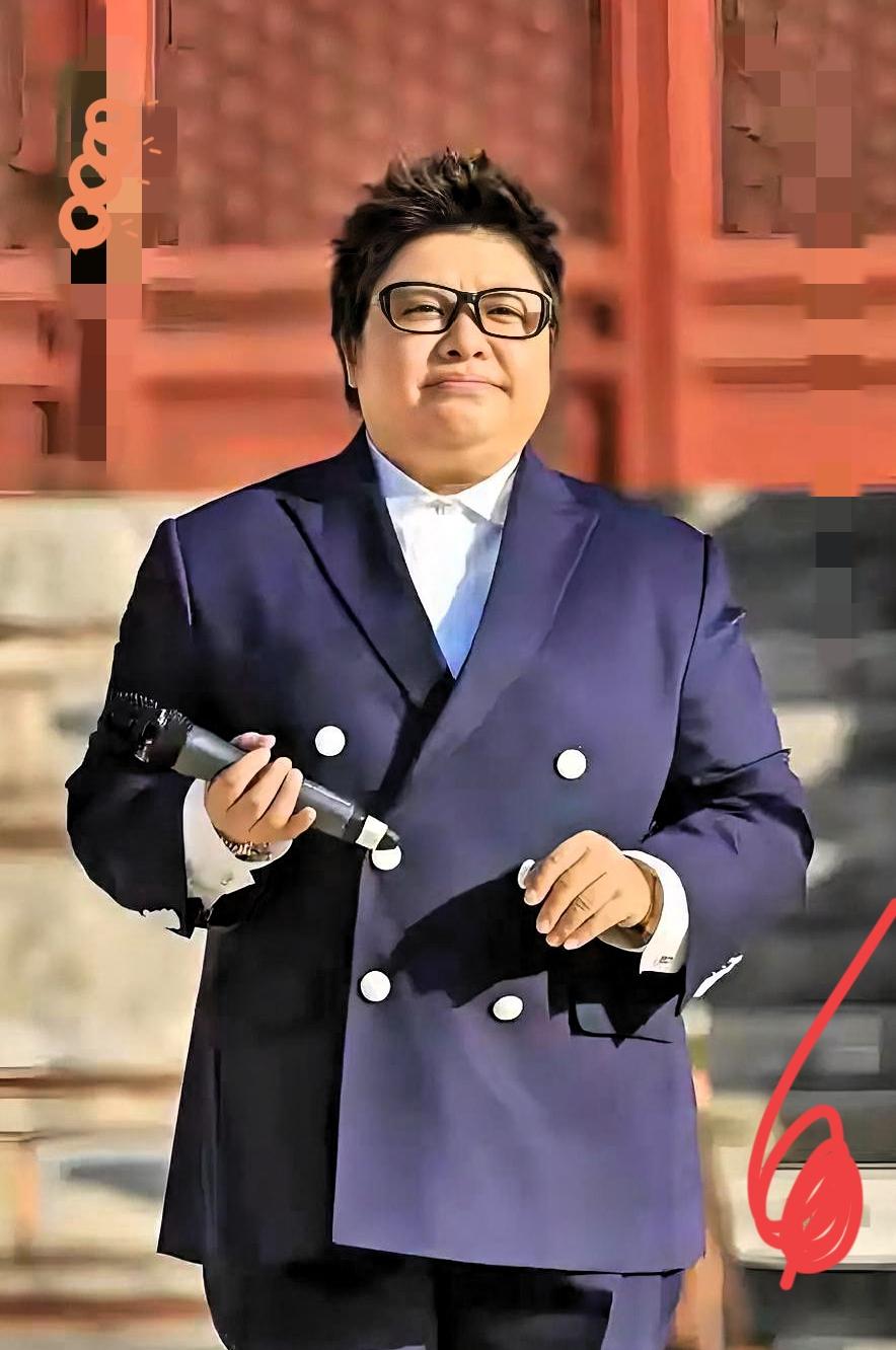 果然没让人失望！
香港火灾发生后，第一个伸出援手不是马云也不是刘强东，而是   