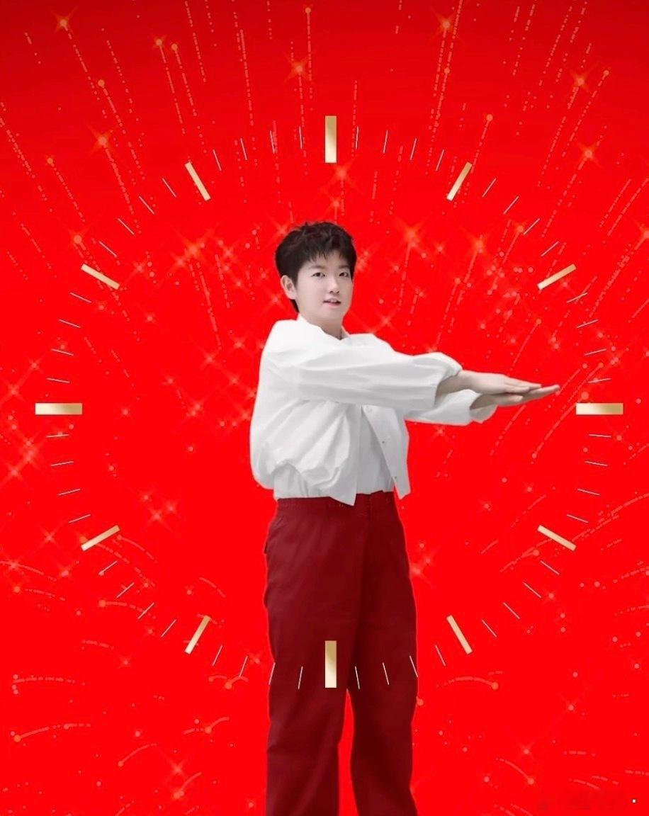 哈哈哈哈怎么和颖后讲解的 