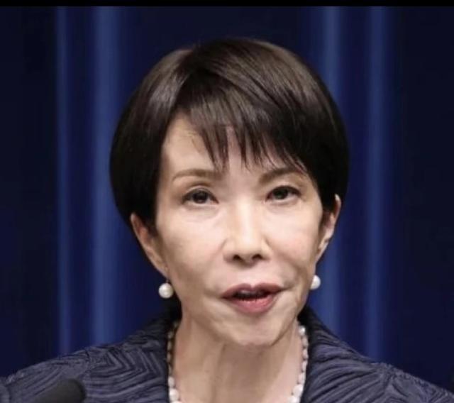 高市早苗这回的变脸速度，甚至都没给咱们留点反应时间。前脚咱们刚发布公告，把三菱重
