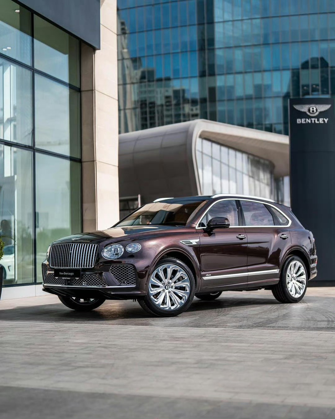 宾利 Bentayga Azure [酷][酷] ​​​