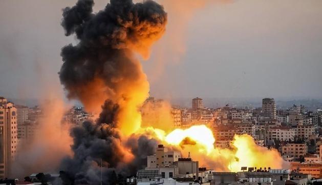 美伊冲突打了一个多月，最惨的不是反复无常的美国，也不是硬刚到底的伊朗，而是被按在