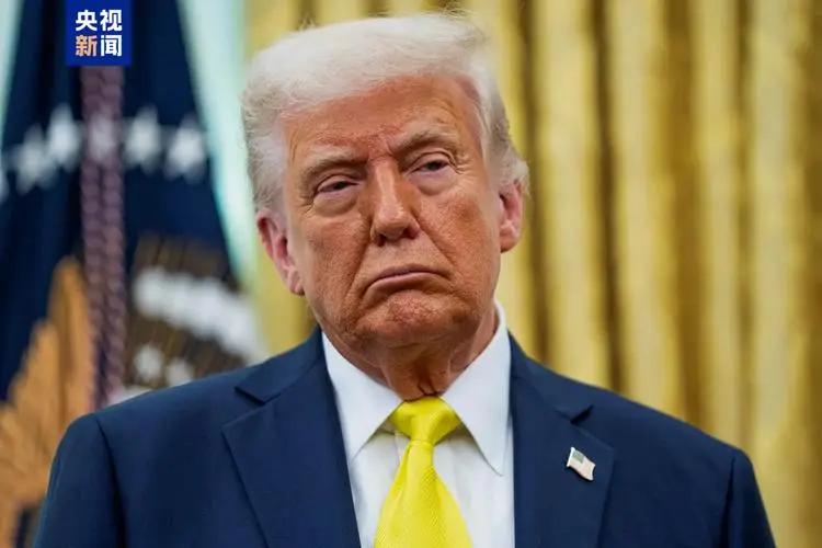 不到最后，不好定义特朗普是个无赖

1、做法很无赖，却让世界看到他在努力。
2、