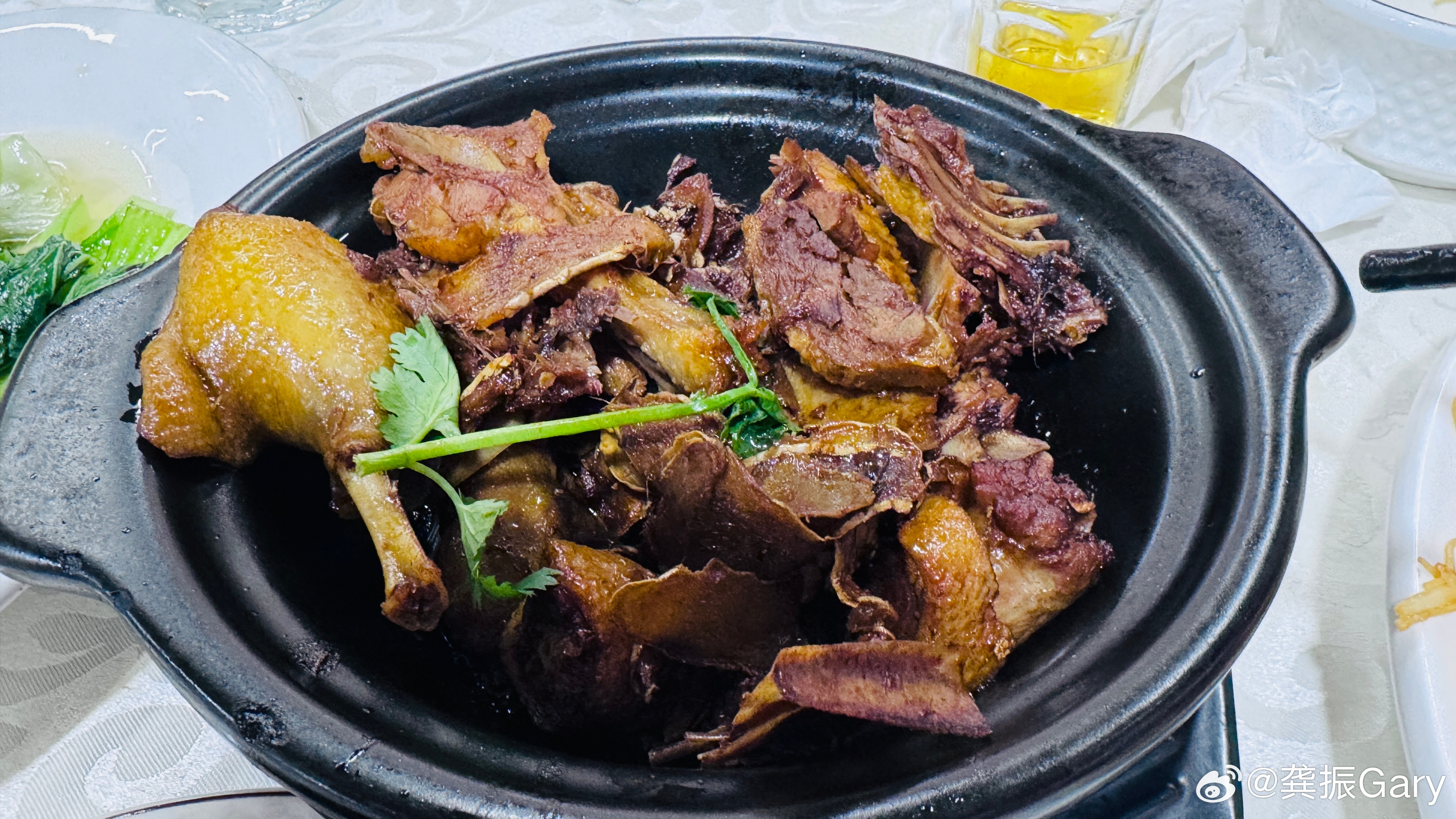 这是正宗的姜母鸭吗？挺香，但没觉得惊艳😂今日晚餐