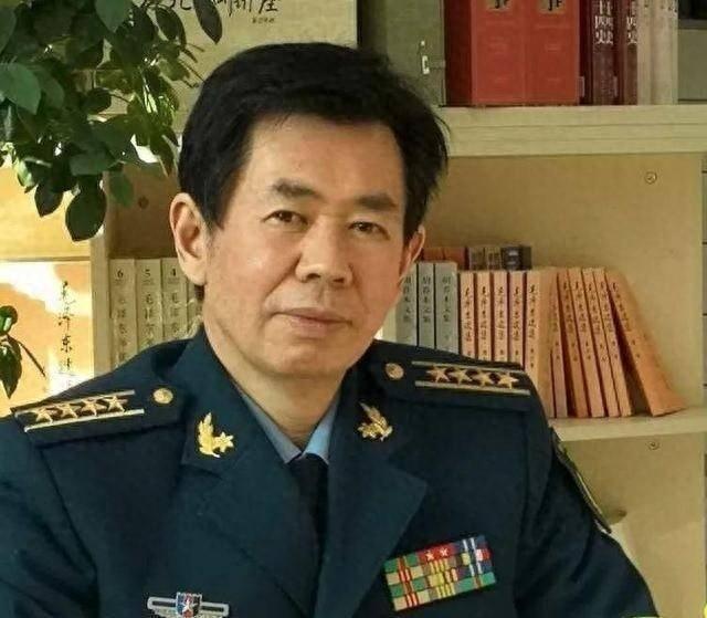 就算中国有再多的航母和五代机，也不一定管用。戴旭早就说得很明白了：面对外面不断挑