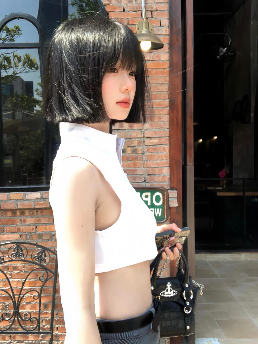 今日人设：刚下班的姐姐