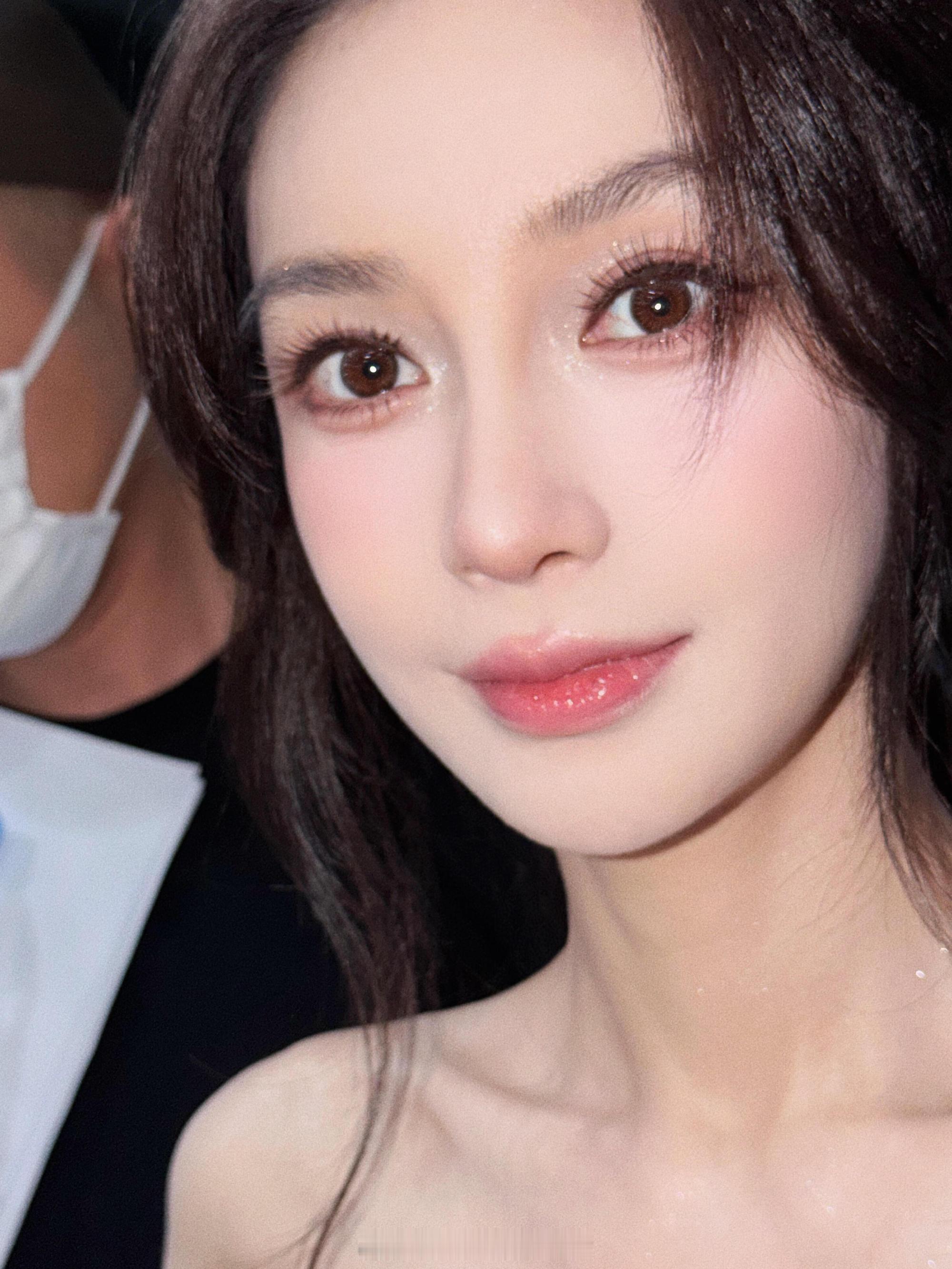 angelababy杨颖空降橘朵品牌全球代言人！这张脸没有彩妆不爱！橘朵品牌全球