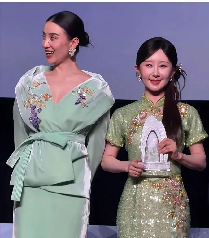 这变化真的太让人唏嘘了!一位早年靠温婉有灵气的长相、出圈角色圈粉无数的女演员，过