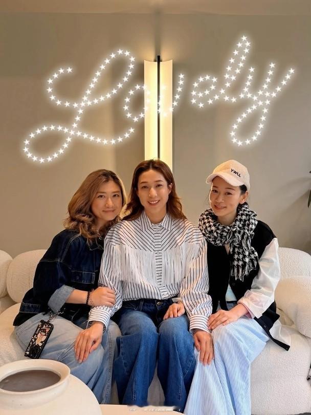 【On.cc】鍾嘉欣生日楊茜堯楊思琦爭住賀　歎桑拿飲愛心靚湯藝人鍾嘉欣昨日（9日