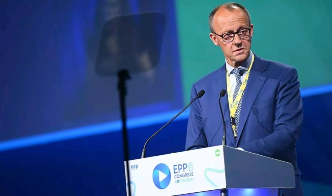 《国土报》报道，当地时间28日，以色列外交部证实，德国总理梅尔茨将于12月6日抵