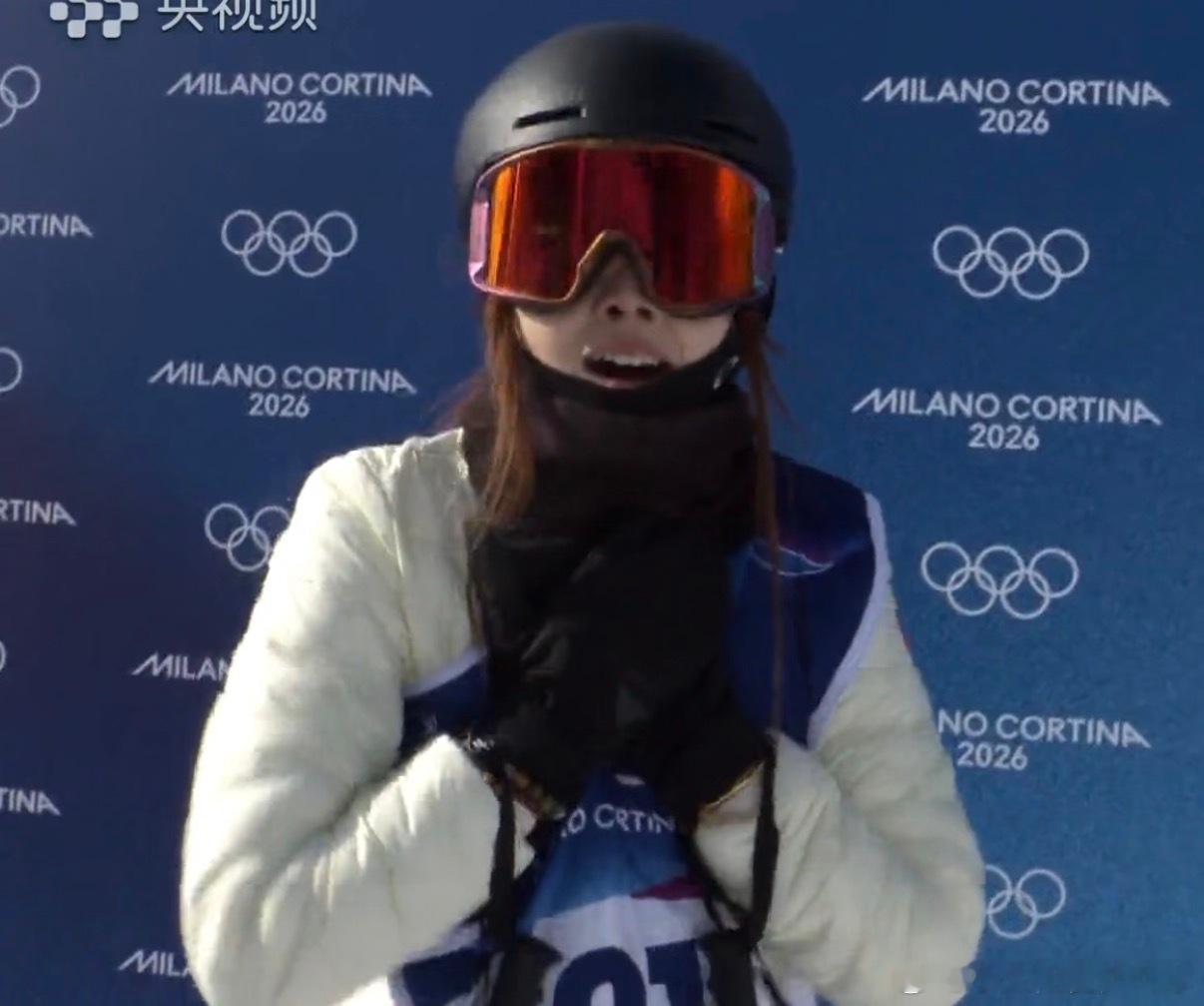 刘梦婷完成决赛首滑稳稳完成决赛首滑，刘梦婷在奥运赛场交出了自己的答卷。没有失误，