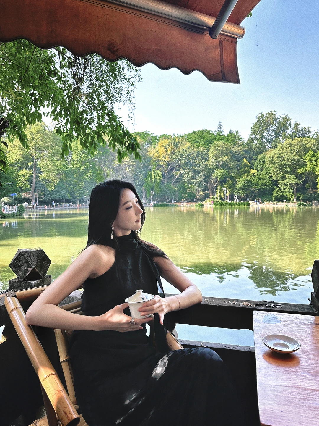 成都喝茶｜来鹤鸣茶社喝杯坝坝茶🫖
