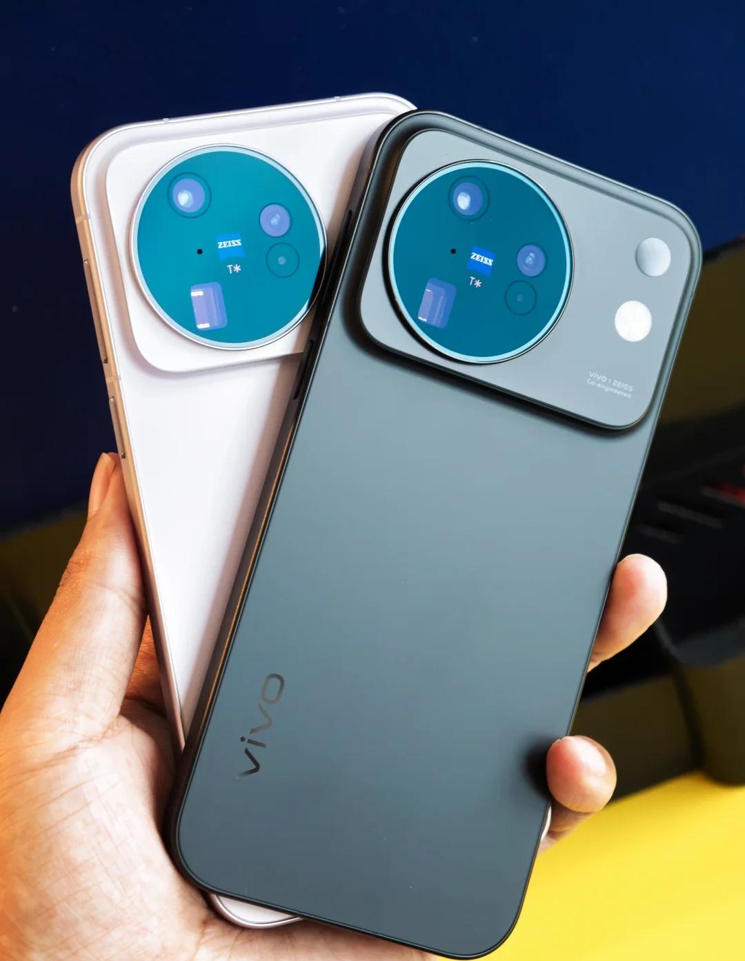 有问必答｜X500已上手😘
vivo X500 Pro 大地回声质感绝了！
细