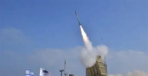 我有一种预感，以色列的防空体系，很可能会被一群廉价无人机拖入绝境，因为这场成本消