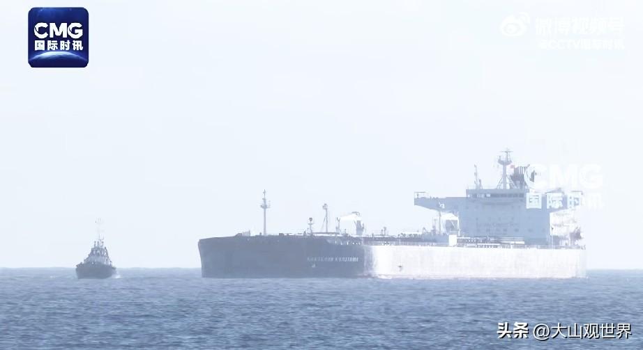 千里送油！俄罗斯这波很硬气…
3月31日，俄罗斯油轮“阿纳托利·科洛德金”号载1