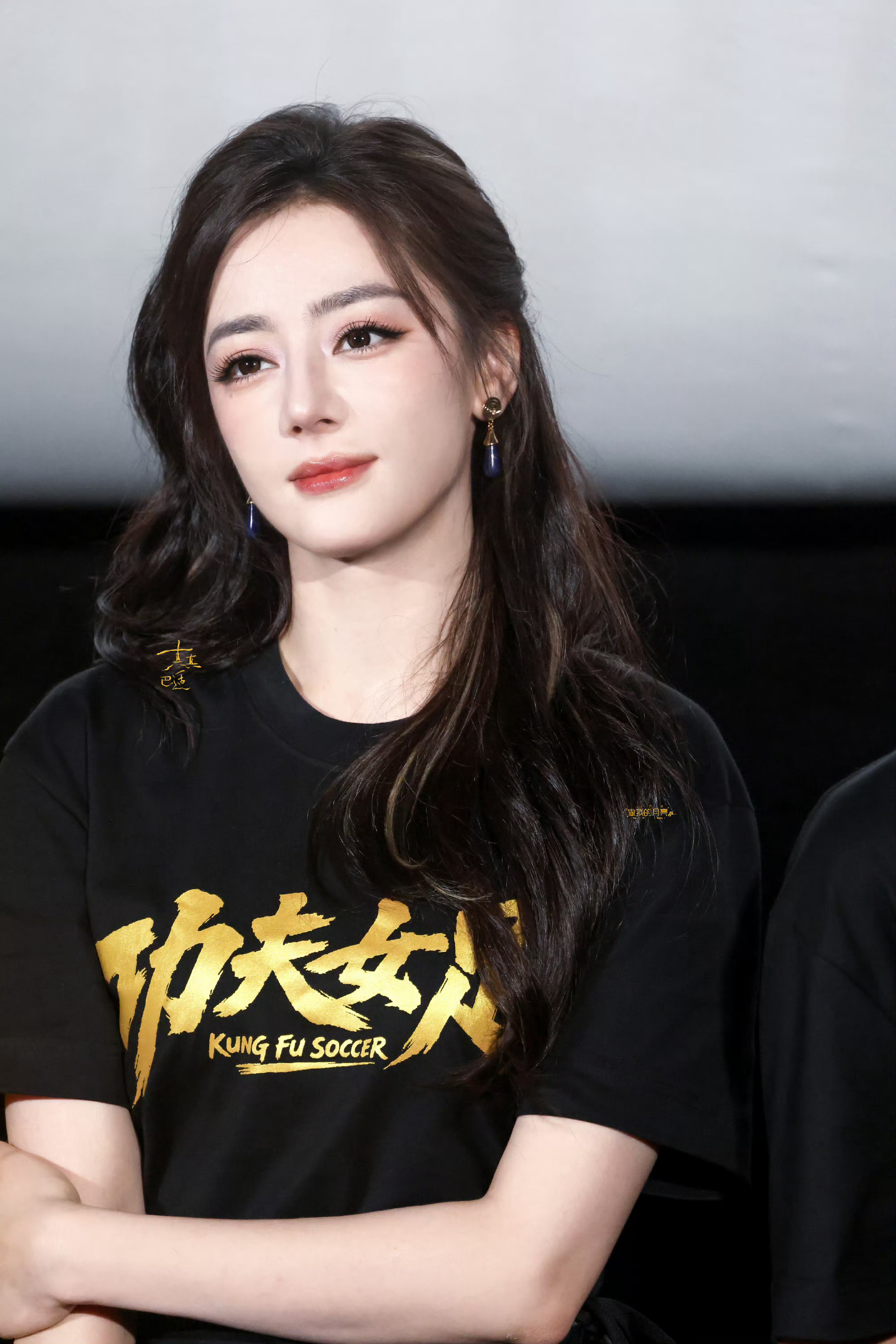 好美的暑期大爆电影女主迪丽热巴迪丽热巴杭州路演路透