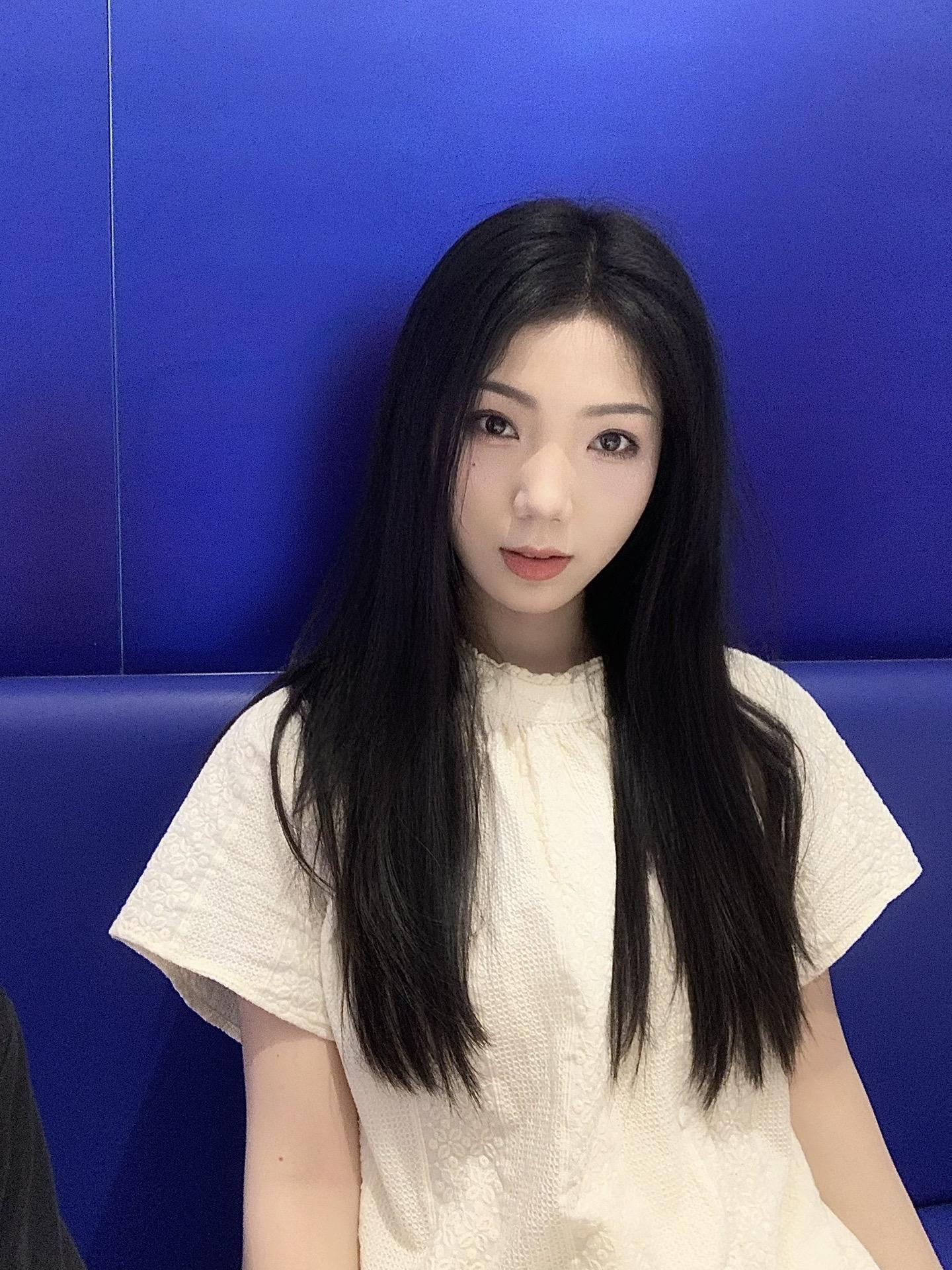 回忆都成了大问题 我好想你。