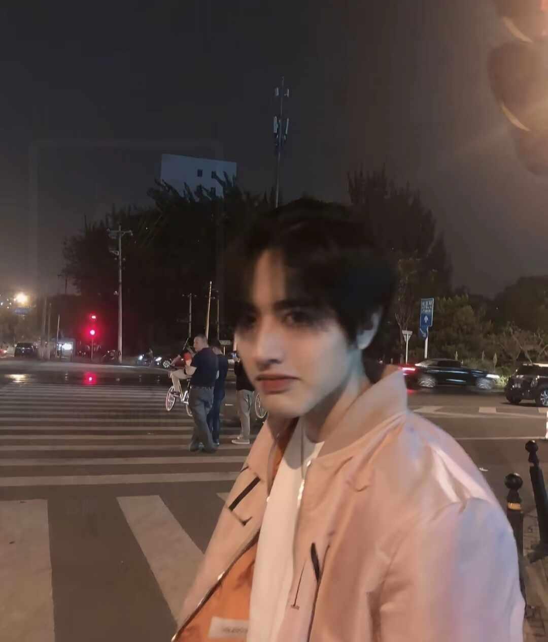 罗正，回忆你的来时路
曾经的你不知道解约后多年的爆火一次又是名字和前公司纠缠不清
